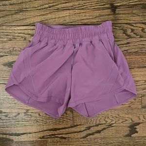 Lululemon- Track that mid-rise lined short 5”